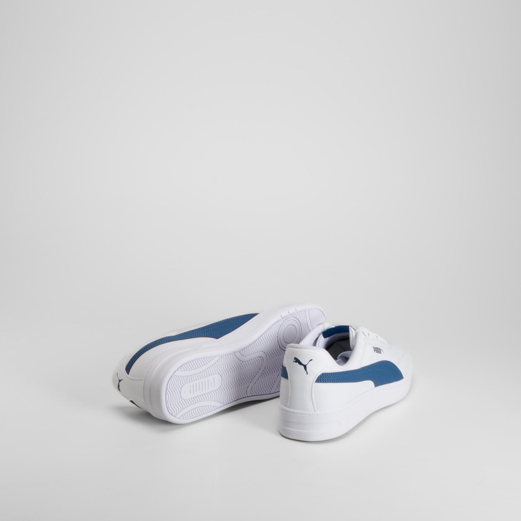 Zapatilla Court Classic Clean blanca PUMA