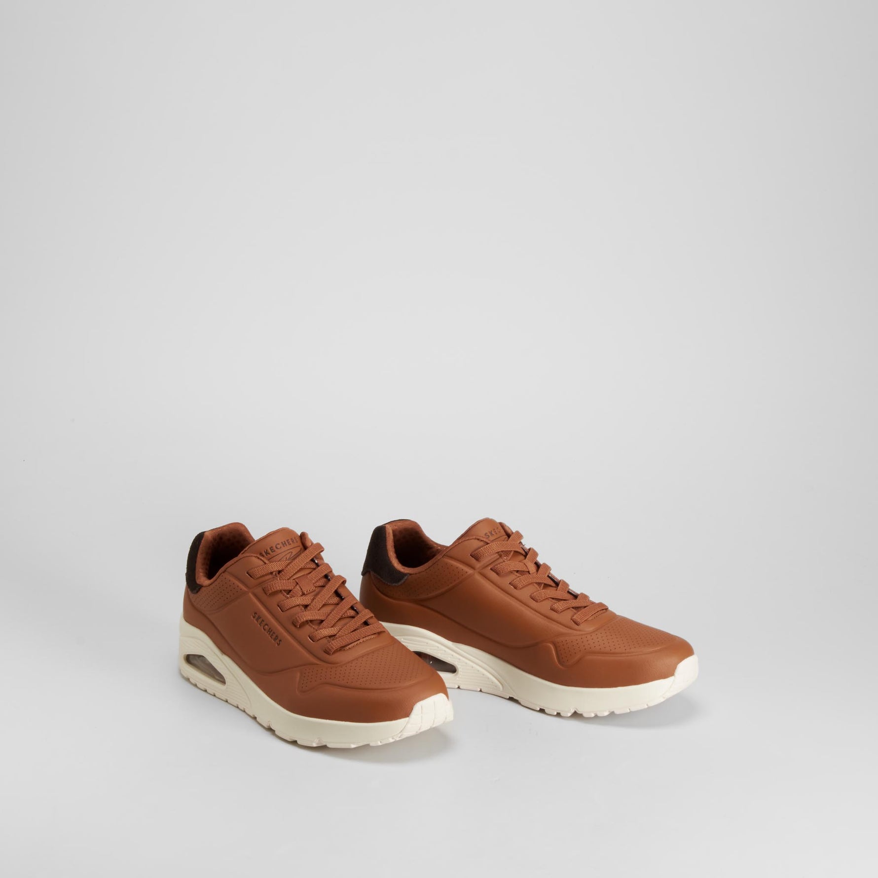 Zapatilla deportiva street UNO marrón SKECHERS