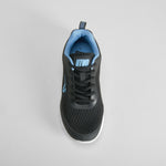 Deportiva negra con detalles azul UTWO