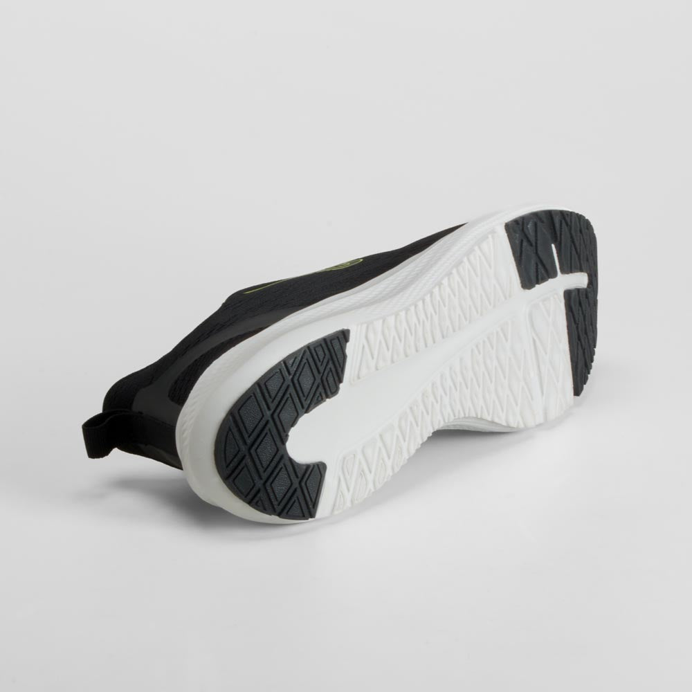 Zapatilla deportiva walking negra UTWO