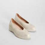 Bailarina cuña perforada confort beige MYSOFT