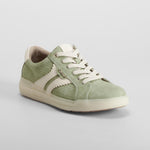 Deportiva verde con detalles blancos RELIFE