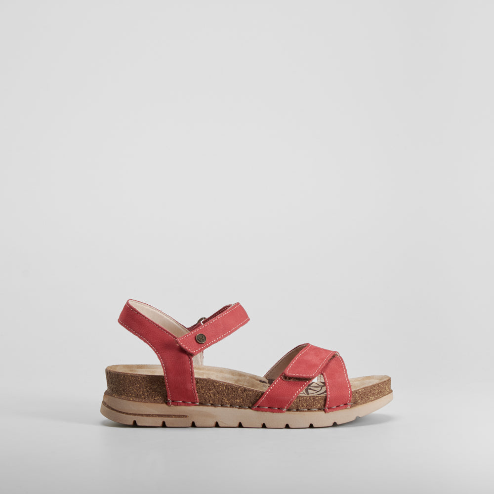Sandalia cuña piel roja WALK AND FLY