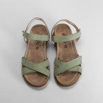 Sandalia cuña piel verde WALK AND FLY