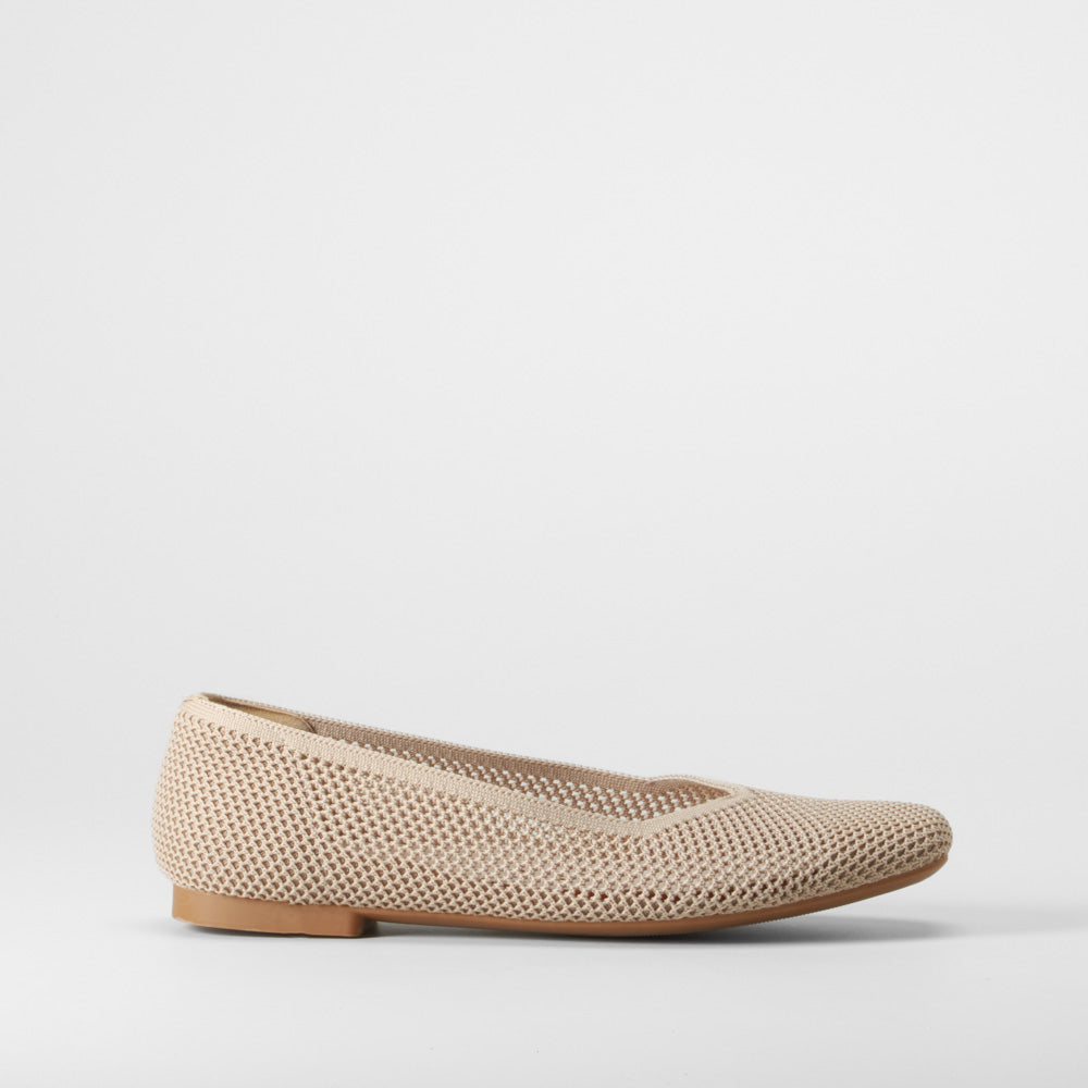 Bailarina clásica confort perfos beige COMFEET