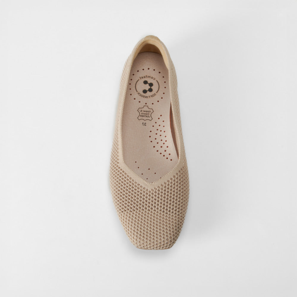 Bailarina clásica confort perfos beige COMFEET