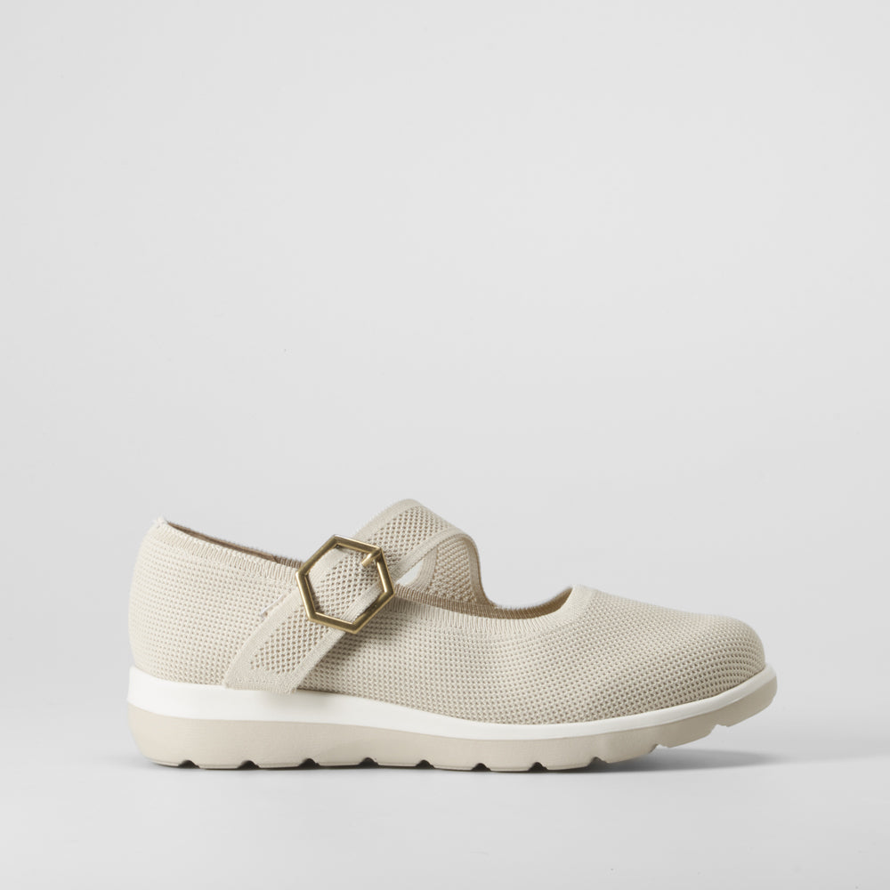 Zapato merceditas confort hebilla beige COMFEET