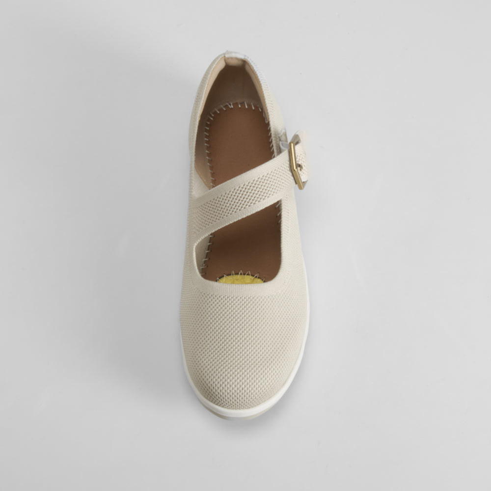 Zapato merceditas confort hebilla beige COMFEET