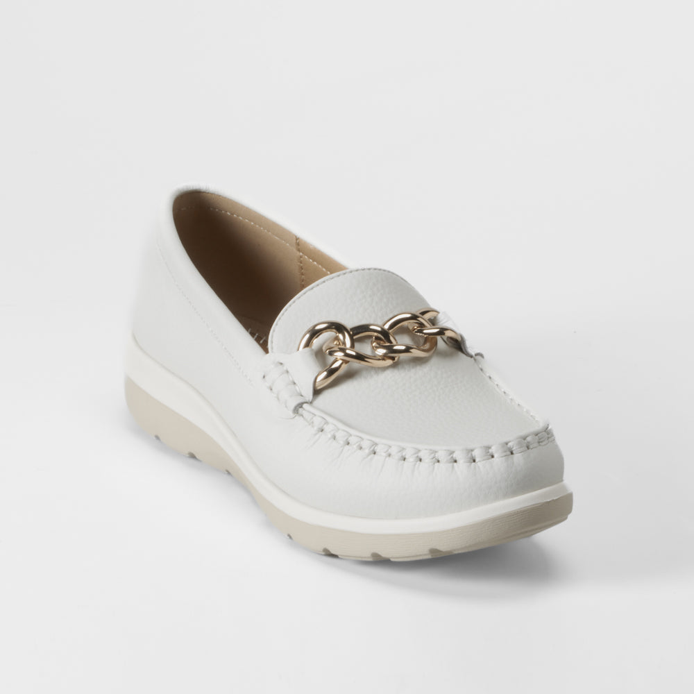 Mocasín confort cadena blanco COMFEET