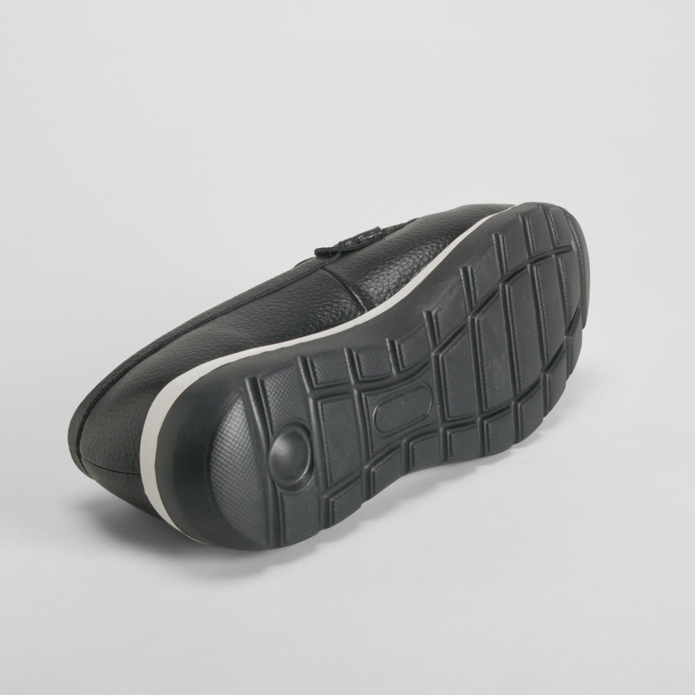 Mocasín confort cadena negro COMFEET
