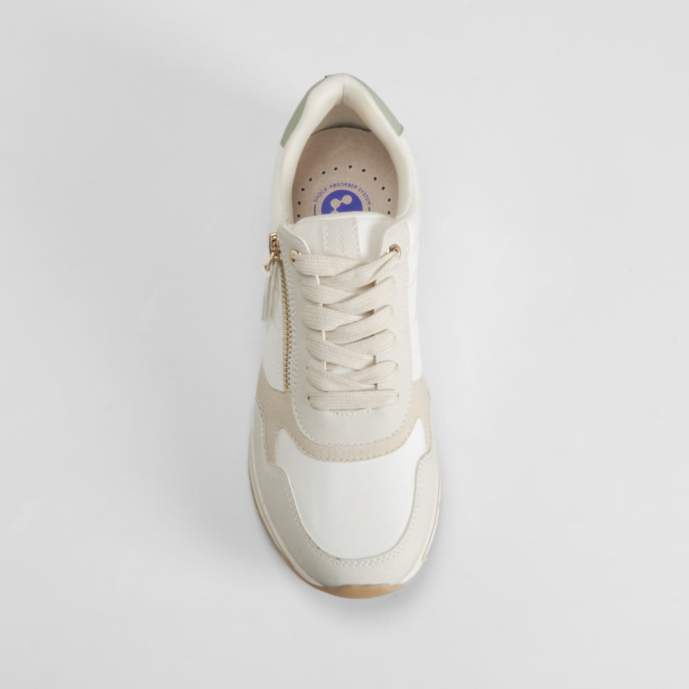 Zapatilla beige con cremallera lateral COMFEET