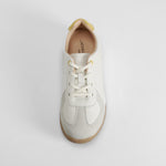 Sneaker cordón beige COMFEET