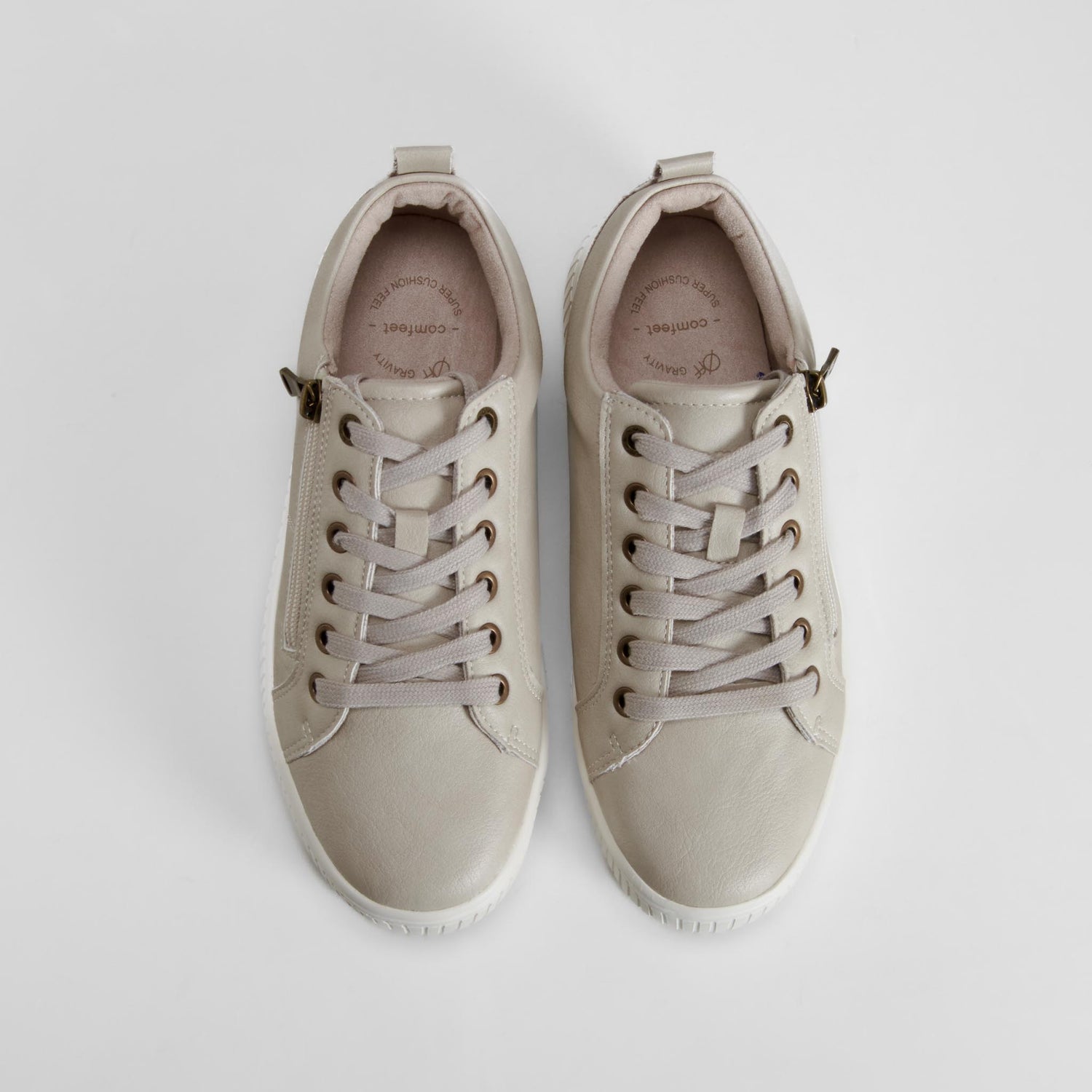 Sneaker Off Gravity cremallera beige COMFEET