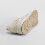 Zapato mary jane beige y oro COMFEET