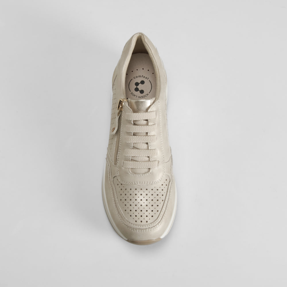 Sneaker perfos oro COMFEET