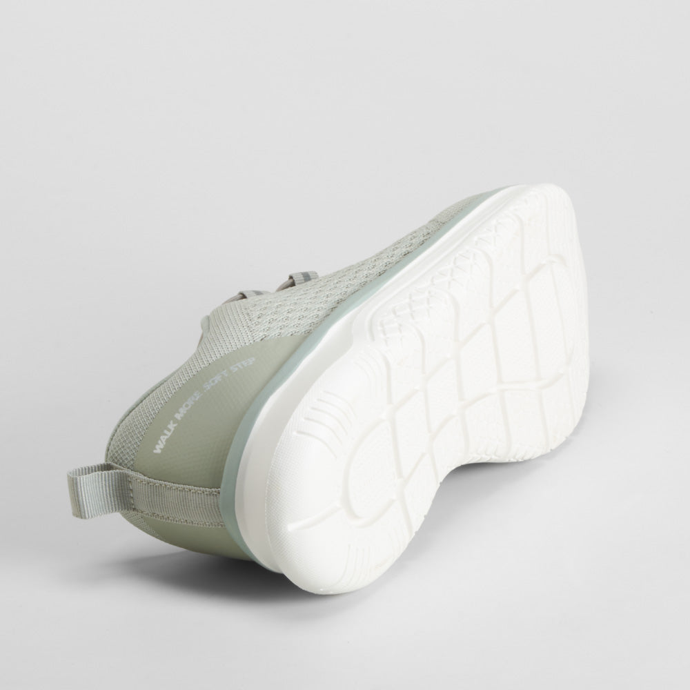 Zapatilla deportiva walking verde claro COMFEET