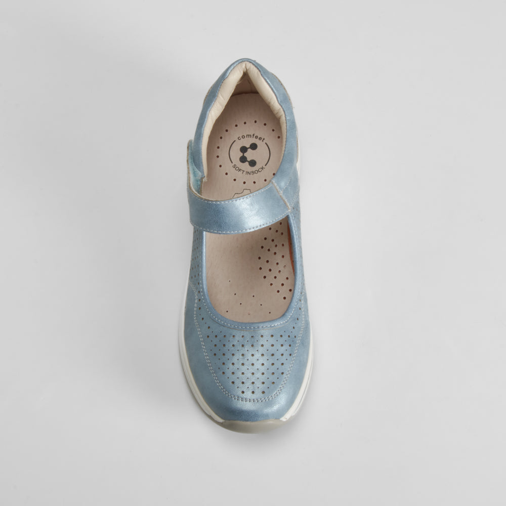 Zapato merceditas de cuña azul COMFEET