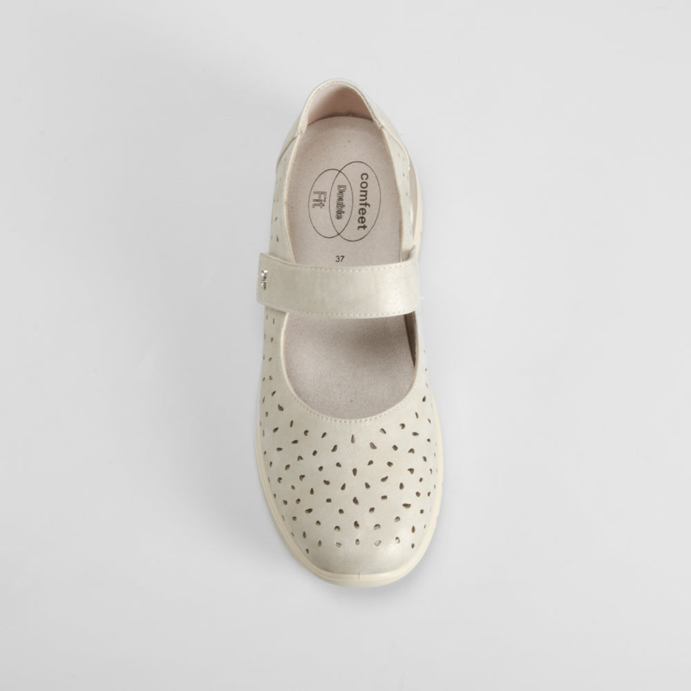 Merceditas confort perfos beige COMFEET