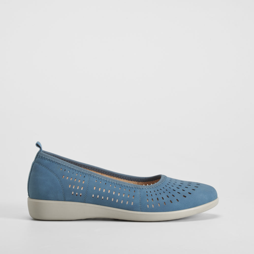 Bailarina perfos azul COMFEET