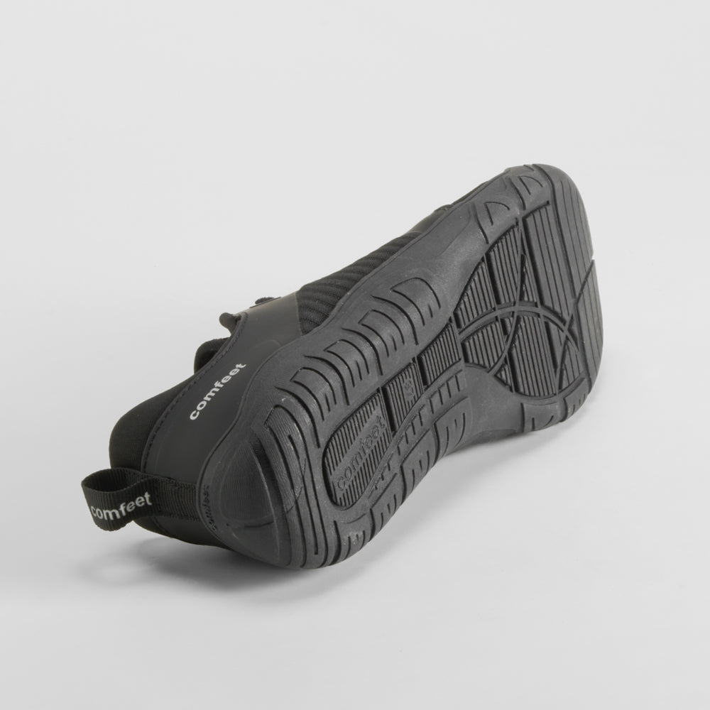Zapatilla deportiva barefoot negra COMFEET