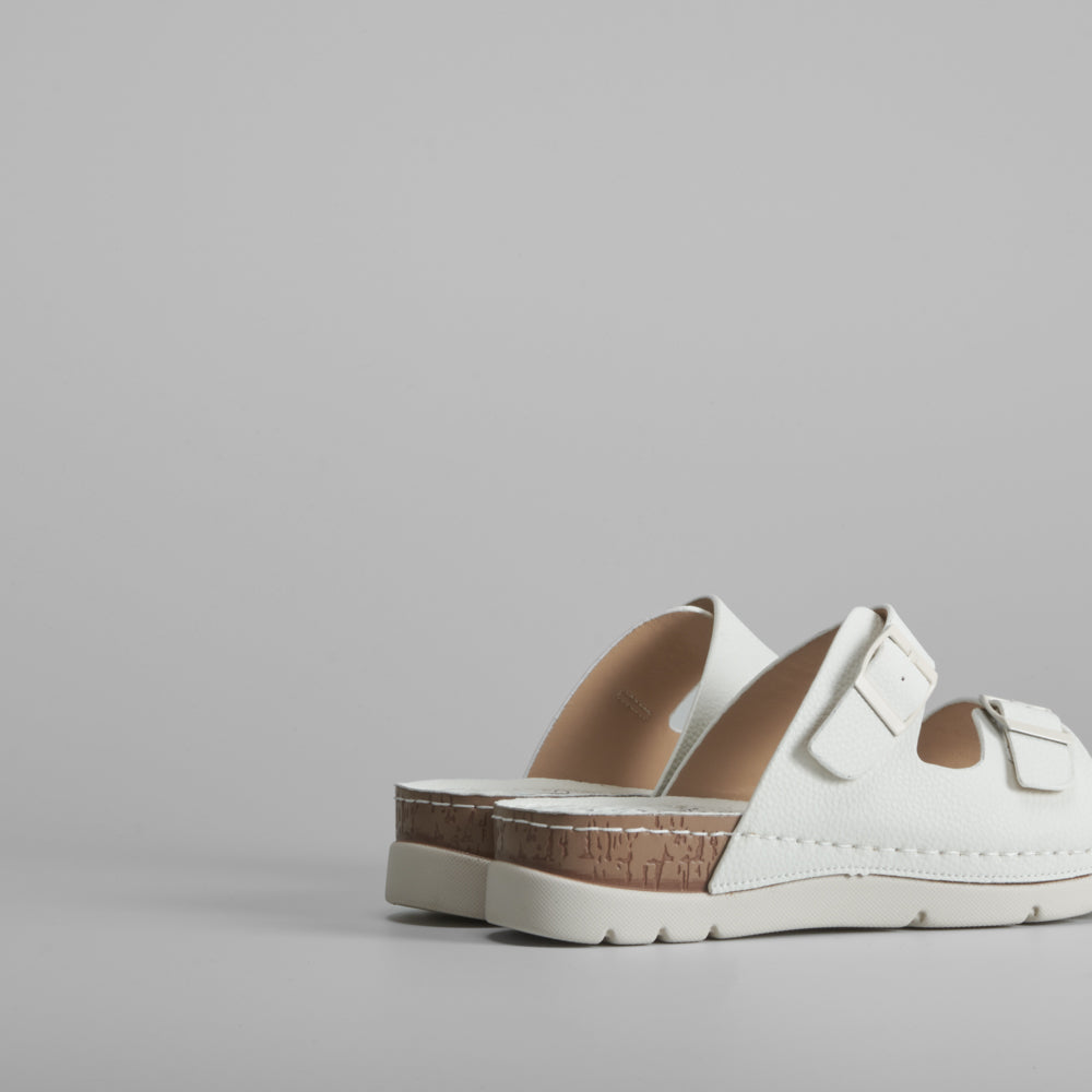 Sandalia bio doble hebilla piel beige COMFEET