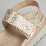 Sandalia cierre doble velcro oro COMFEET