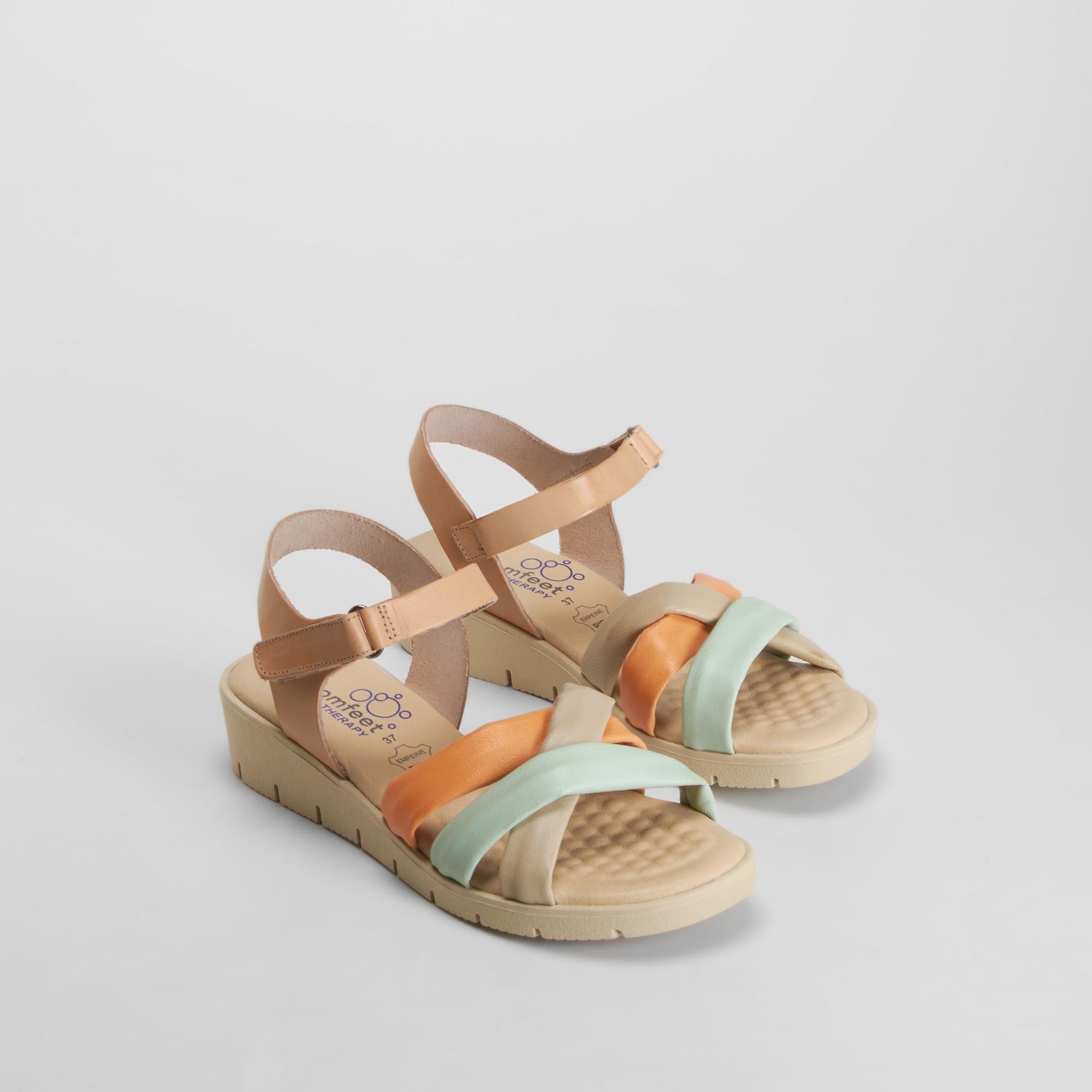 Sandalia cuña baja piel multicolor COMFEET