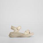 Sandalia con velcro beige COMFEET