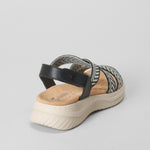 Sandalia con tiras nylon negra COMFEET