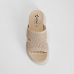 Sandalia pala plana Air System beige COMFEET