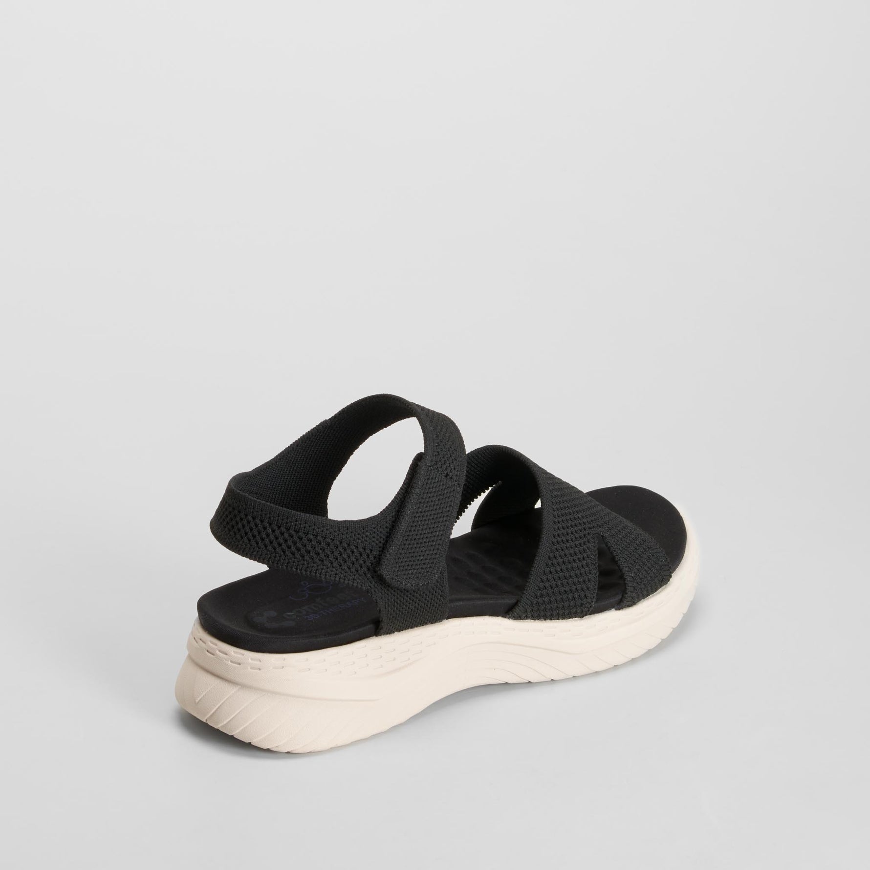 Sandalia plana negra COMFEET