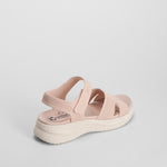 Sandalia plana rosa COMFEET