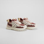 Zapatilla deportiva beige y rojo NYC