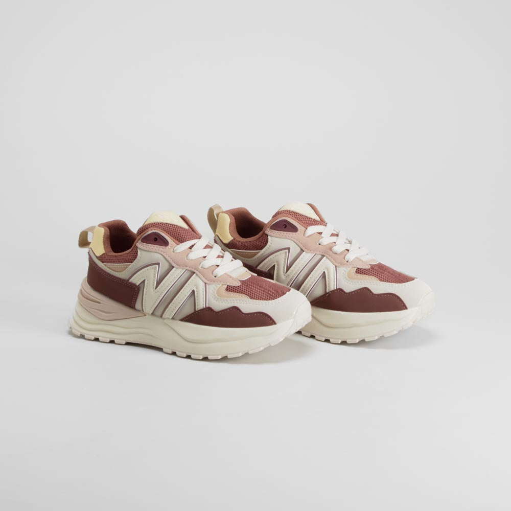 Zapatilla deportiva beige y rojo NYC