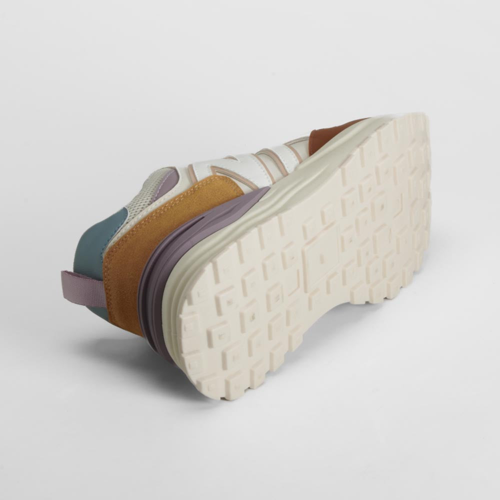 Zapatilla casual cordón multicolor NYC