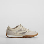 Sneaker beige con suela marrón NYC