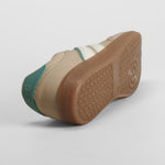 Sneaker marrón suela caramelo NYC