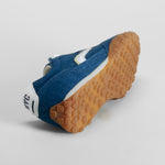 Sneaker azul y blanca NYC