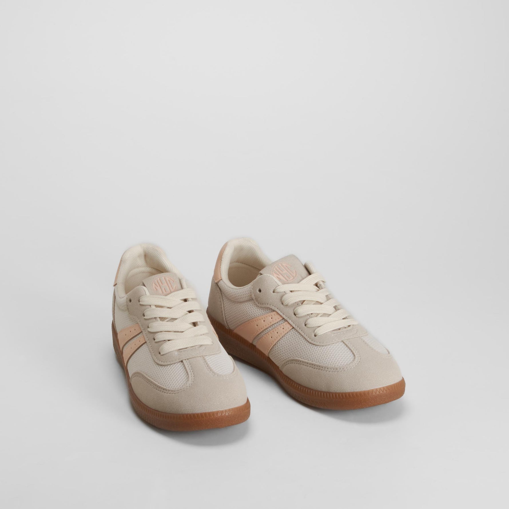 Sneaker suela caramelo beige NYC