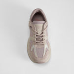 Zapatilla deportiva rosa detalles beige NYC