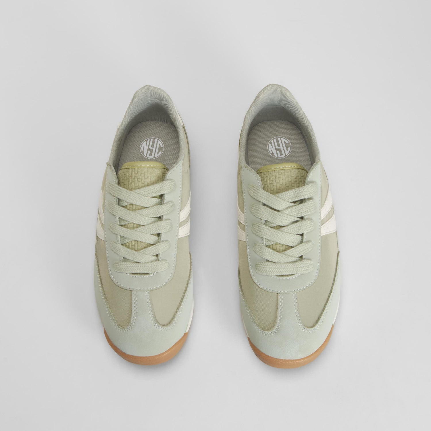 Zapatilla deportiva verde NYC
