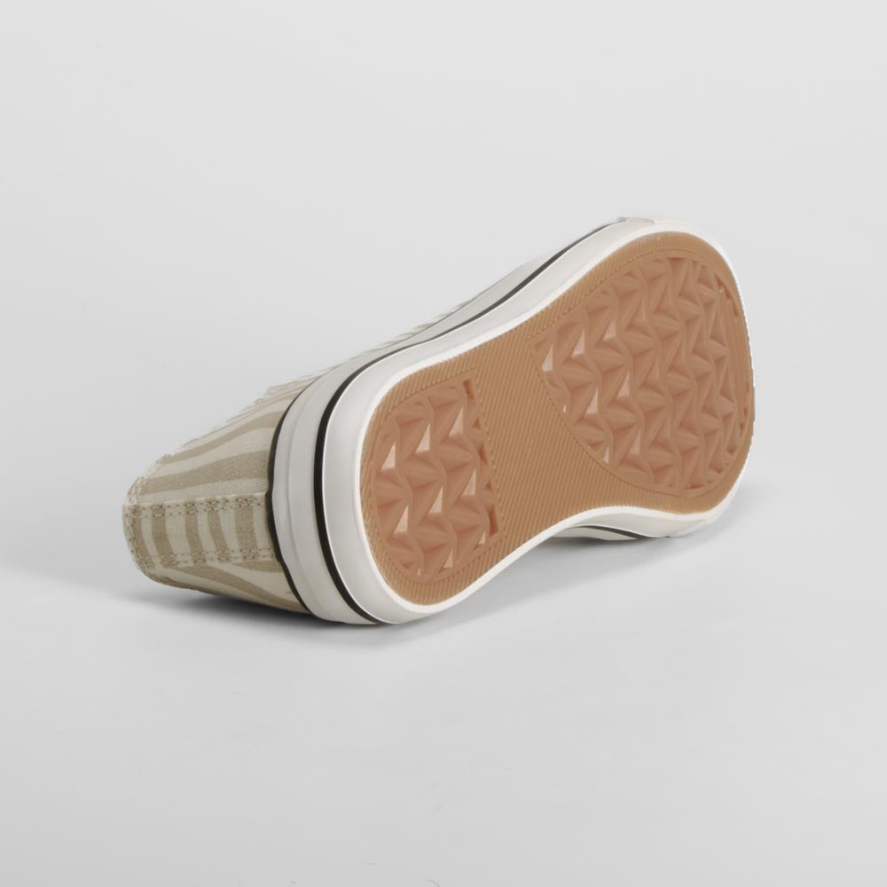 Zapatilla lona animal print beige NYC