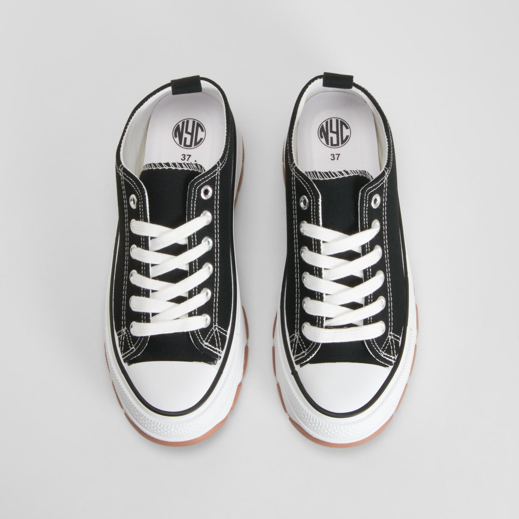 Zapatilla lona baja chunky negra NYC