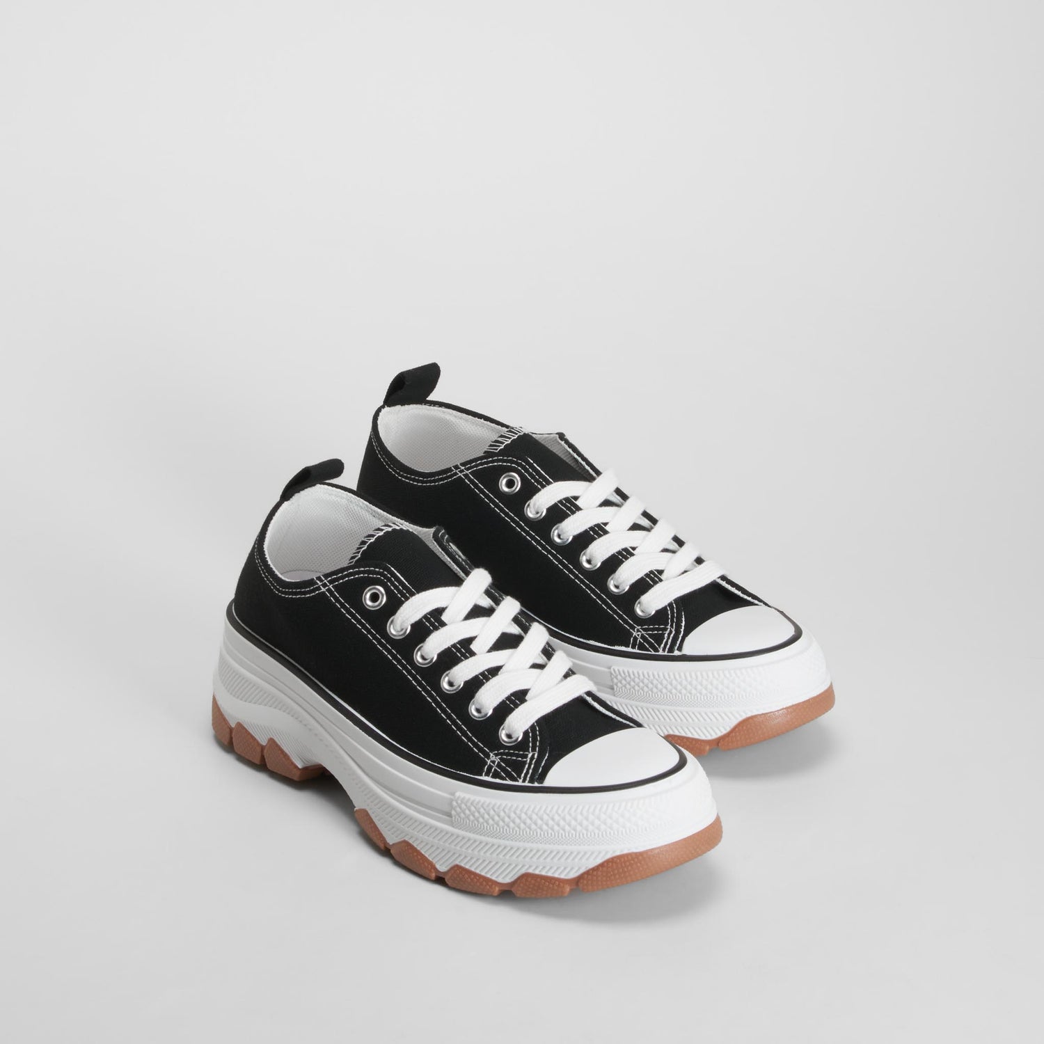 Zapatilla lona baja chunky negra NYC