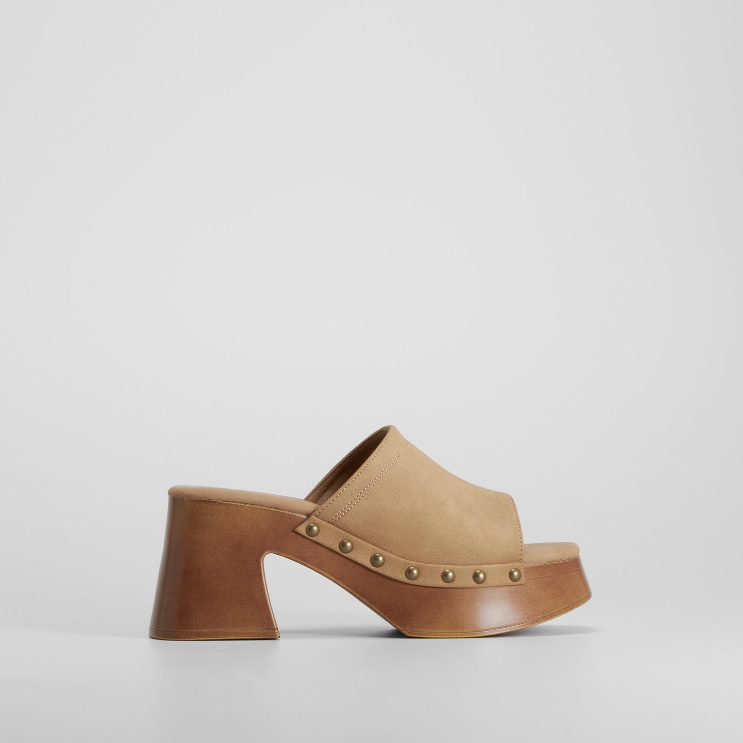 Sandalia chunky tacón marrón claro NYC