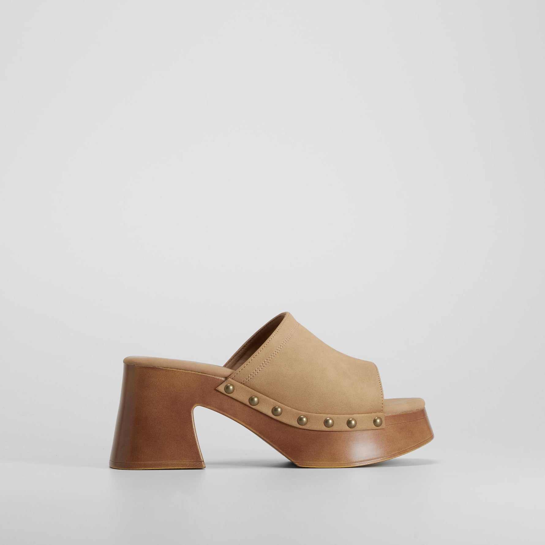 Sandalia chunky tacón marrón claro NYC