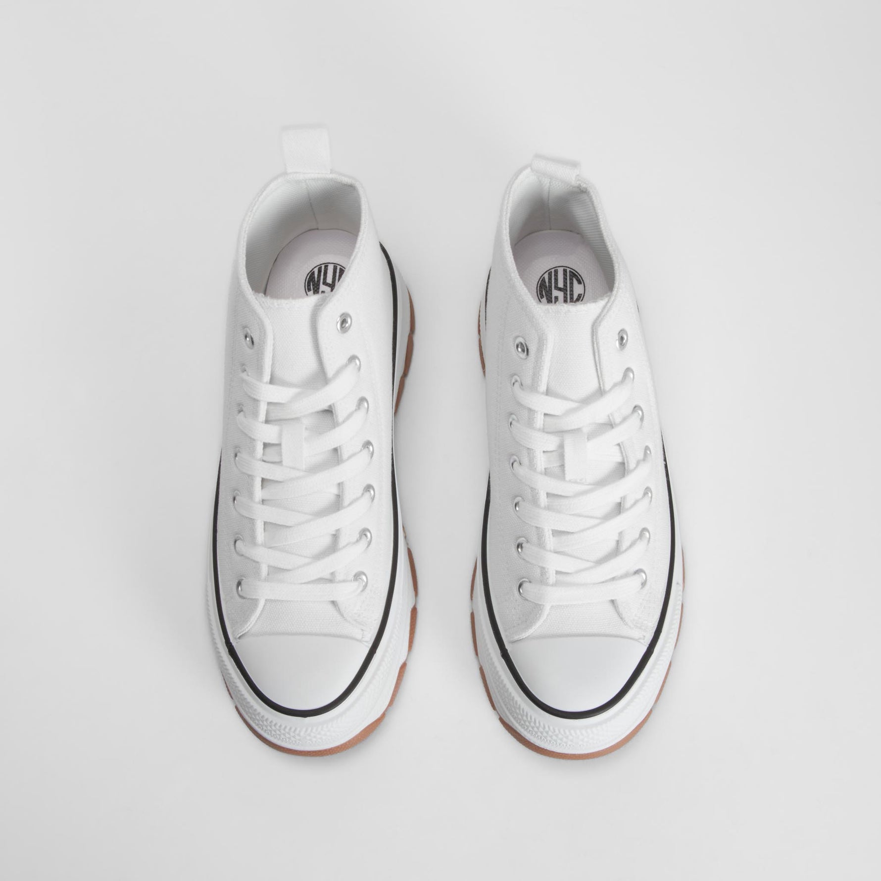 Zapatilla de lona alta chunky blanca NYC