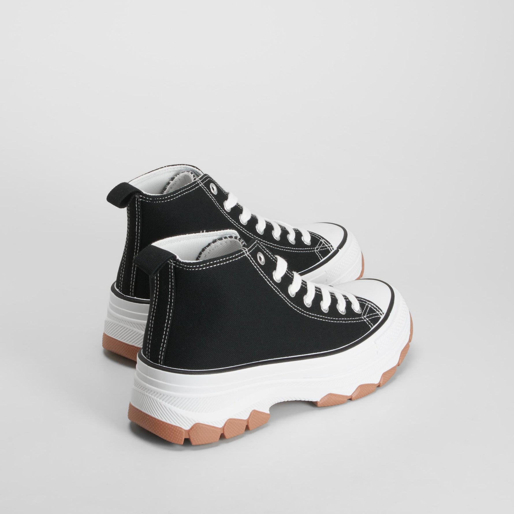 Zapatilla alta lona chunky negra NYC