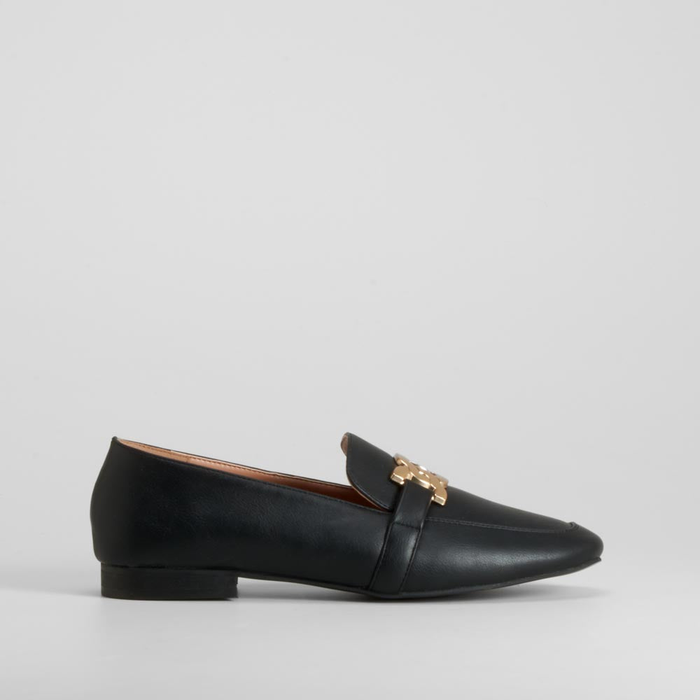 Mocasín negro elegante PICCOLA PIU