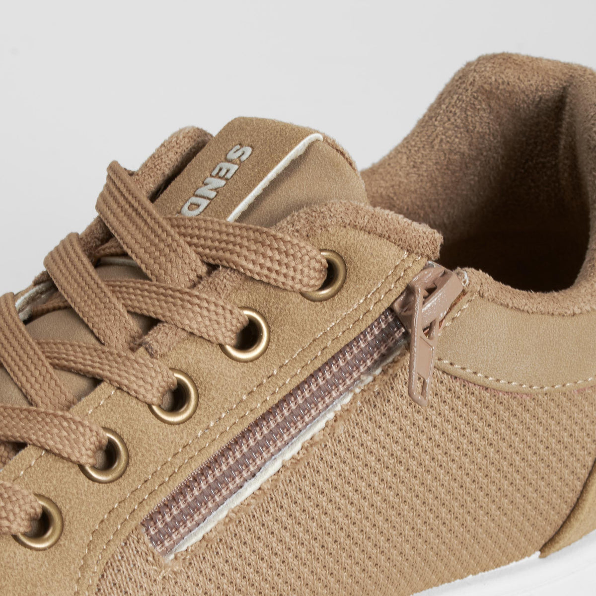 Zapatilla deportiva barefoot marrón SENDA ROAD